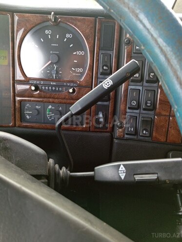 MAN 19.414 2000, 966,930 km - 12.0 l - Bakı