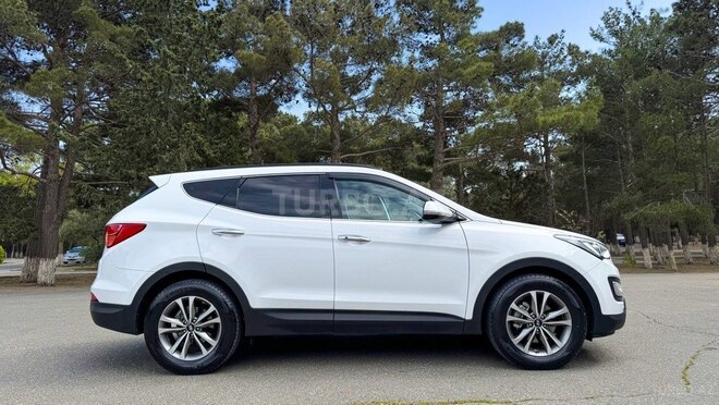 Hyundai Santa Fe-6