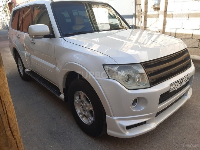 Mitsubishi Pajero 2008, 323,161 km - 3.0 l - Bakı