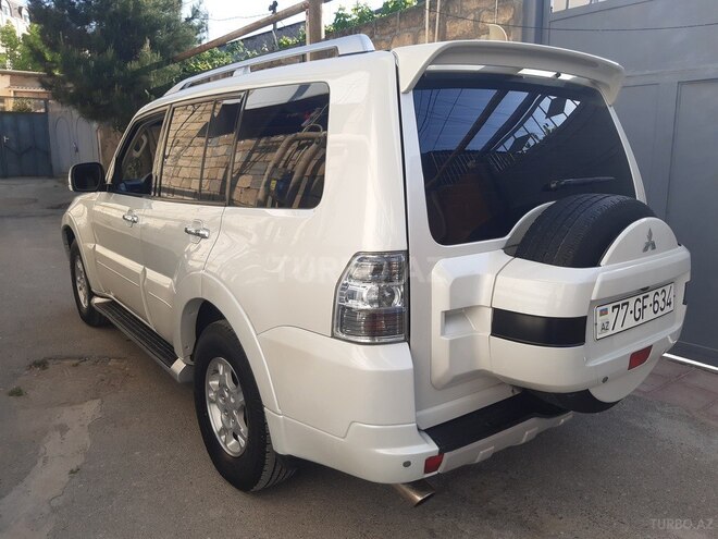Mitsubishi Pajero 2008, 323,161 km - 3.0 l - Bakı