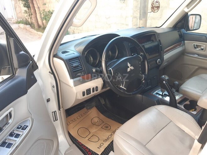 Mitsubishi Pajero 2008, 323,161 km - 3.0 l - Bakı