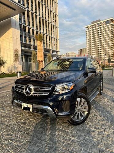 Mercedes GLS 450 4MATIC-1