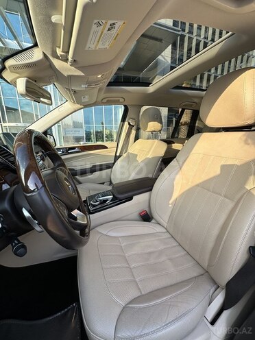 Mercedes GLS 450 4MATIC-6