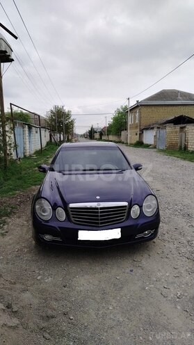 Mercedes E 270 2002, 389,000 km - 2.7 l - Quba