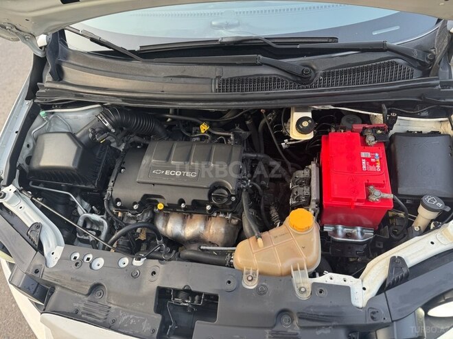 Chevrolet Aveo-7