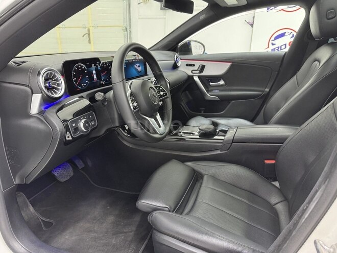 Mercedes CLA 250-26