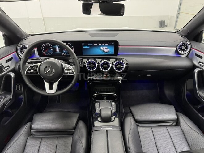 Mercedes CLA 250-25