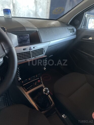 Opel Astra 2006, 299,999 km - 1.3 л - Bakı