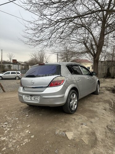 Opel Astra 2006, 299,999 km - 1.3 л - Bakı