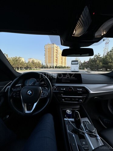 BMW 520 2018, 150,000 km - 2.0 l - Bakı