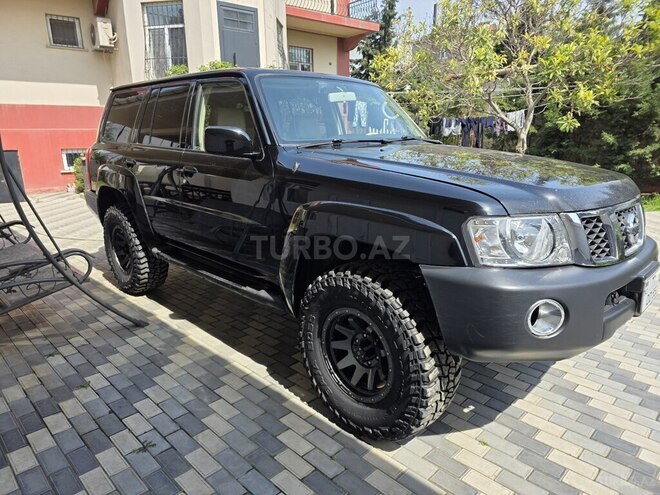 Nissan Patrol 2008, 189,000 km - 4.8 l - Bakı