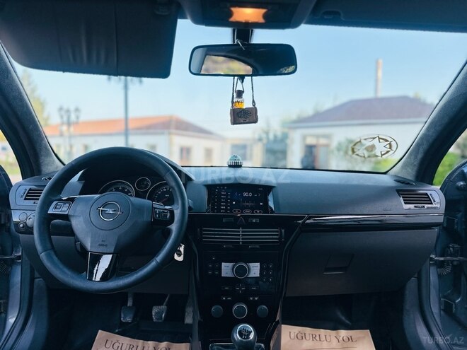 Opel Astra 2006, 230,000 km - 1.4 l - Bakı