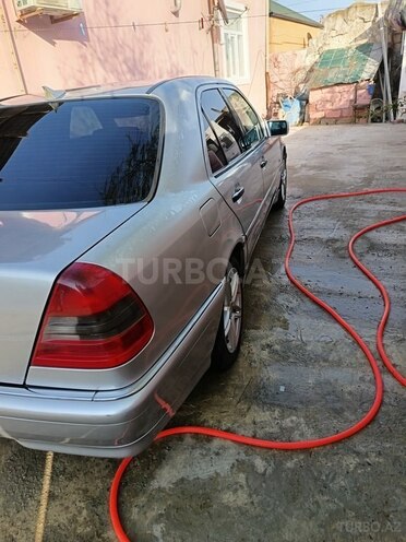 Mercedes C 220 1994, 386,780 km - 2.2 l - Babək