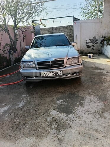 Mercedes C 220 1994, 386,780 km - 2.2 l - Babək