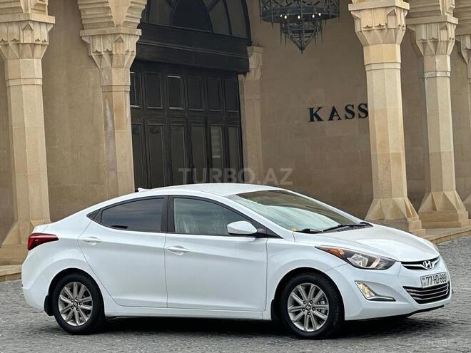Hyundai Elantra 2015, 133,117 km - 1.8 л - Bakı