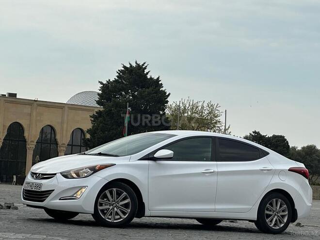 Hyundai Elantra 2015, 133,117 km - 1.8 л - Bakı