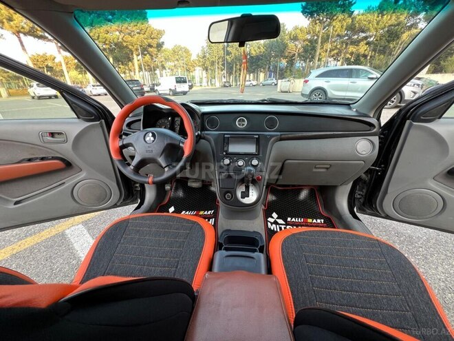 Mitsubishi Airtrek 2003, 275,000 km - 2.0 л - Sumqayıt