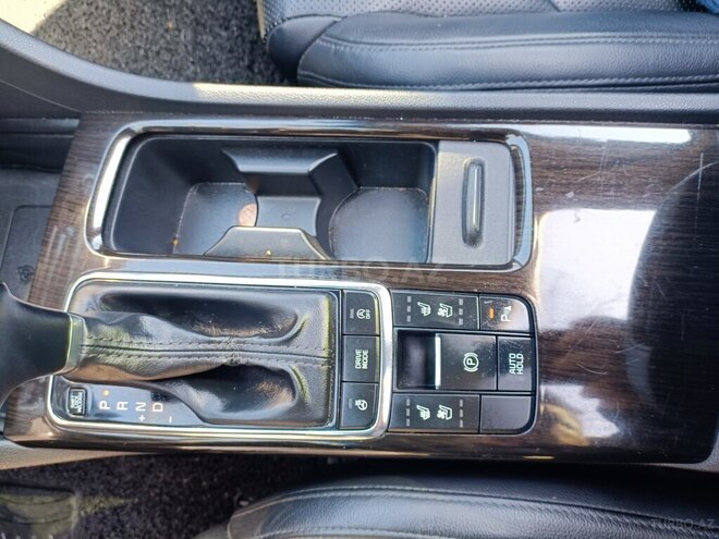 Kia K5-6