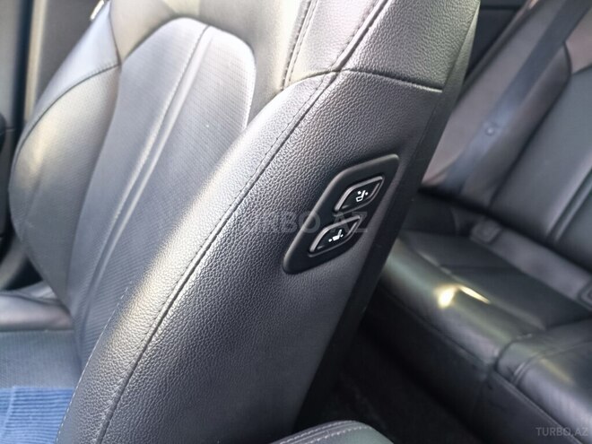Kia K5-8