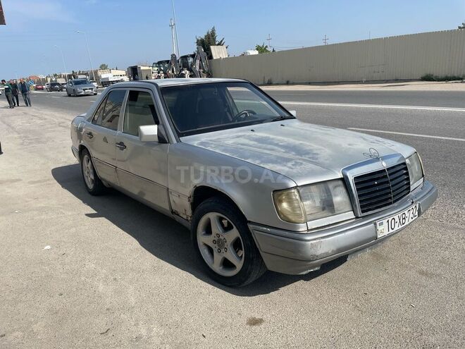 Mercedes E 250 1992, 432,452 km - 2.5 l - Bakı