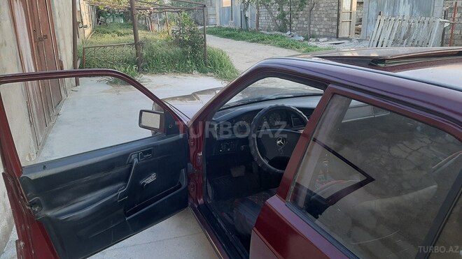 Mercedes 190 1992, 298,000 km - 1.8 л - Bakı