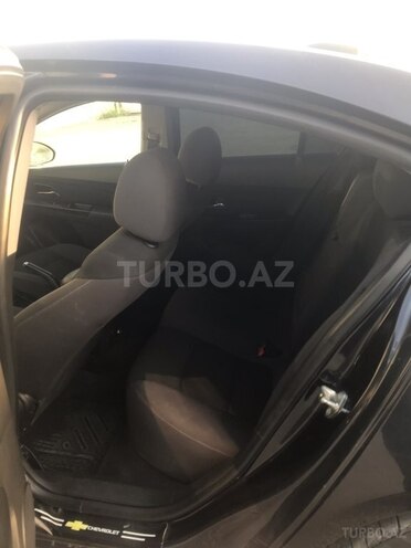Chevrolet Cruze-14