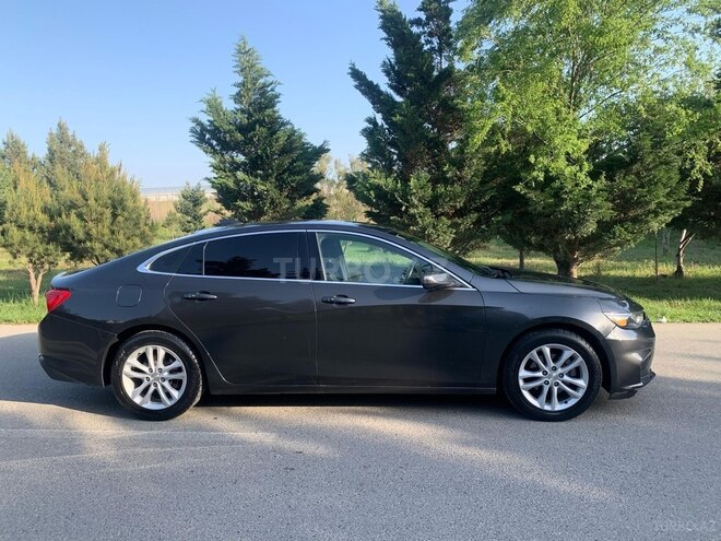 Chevrolet Malibu-5