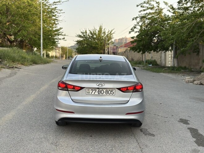 Hyundai Elantra 2018, 194,730 km - 2.0 l - Bakı
