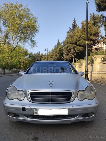 Mercedes C 220 d 2001, 491,700 km - 2.2 l - Bakı