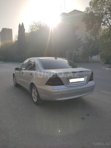 Mercedes C 220 d 2001, 491,700 km - 2.2 l - Bakı
