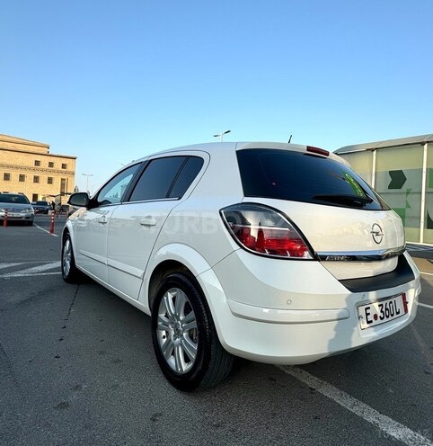 Opel Astra 2009, 112,000 km - 1.4 l - Sumqayıt