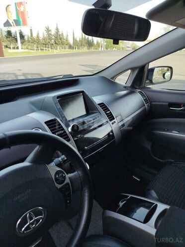 Toyota Prius 2005, 240,500 km - 1.5 l - Şəki