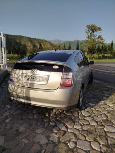 Toyota Prius 2005, 240,500 km - 1.5 l - Şəki