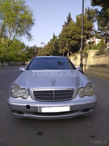 Mercedes C 220 d 2001, 491,700 km - 2.2 l - Bakı