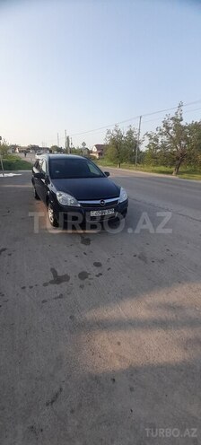 Opel Astra 2009, 256,500 km - 1.4 l - Quba