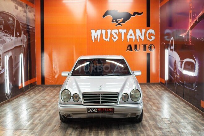 Mercedes E 240 1998, 268,000 km - 2.4 l - Sumqayıt