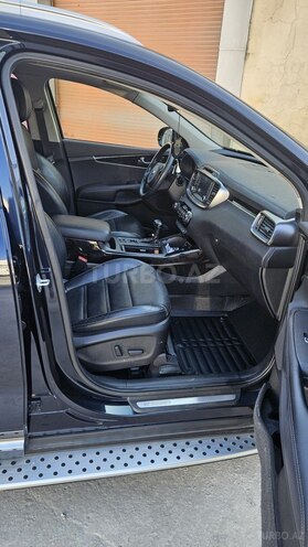 Kia Sorento-11