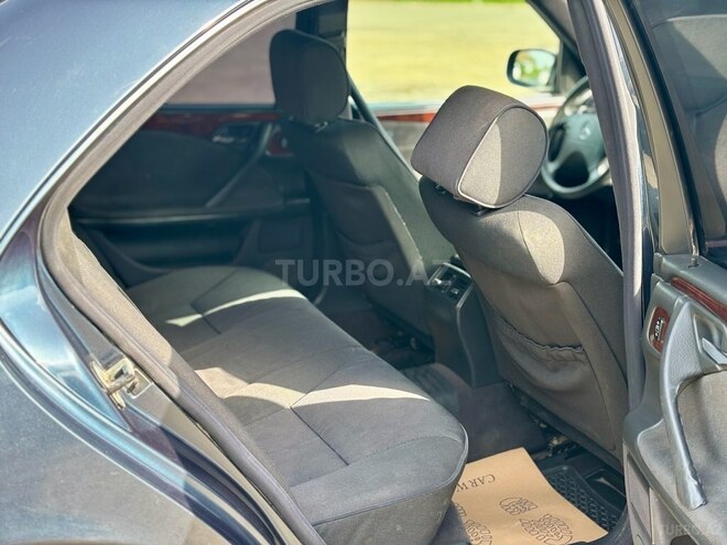 Mercedes E 220 d 1999, 590,000 km - 2.2 л - Astara