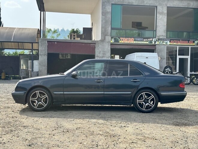 Mercedes E 220 d 1999, 590,000 km - 2.2 л - Astara