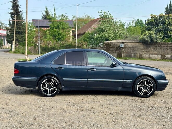 Mercedes E 220 d 1999, 590,000 km - 2.2 л - Astara