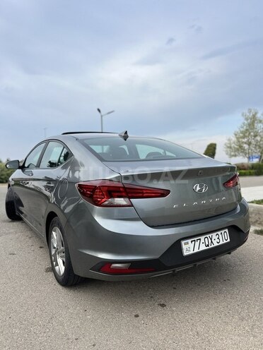 Hyundai Elantra 2019, 77,397 km - 2.0 l - Bakı