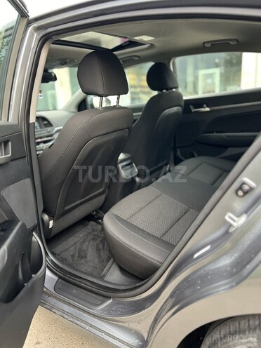 Hyundai Elantra 2019, 77,397 km - 2.0 l - Bakı