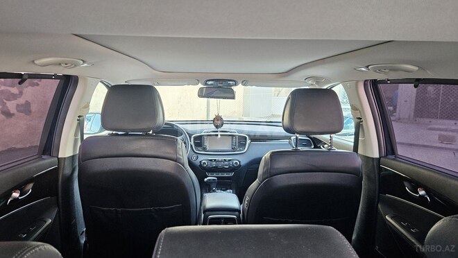 Kia Sorento-15