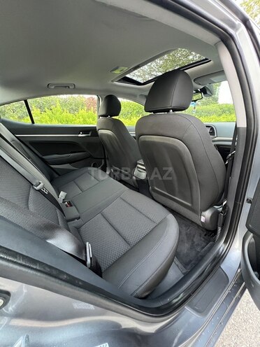 Hyundai Elantra 2019, 77,397 km - 2.0 l - Bakı