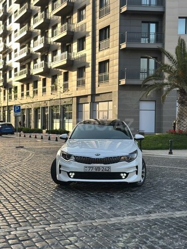 Kia K5-3