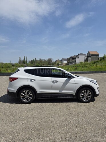Hyundai Santa Fe-4