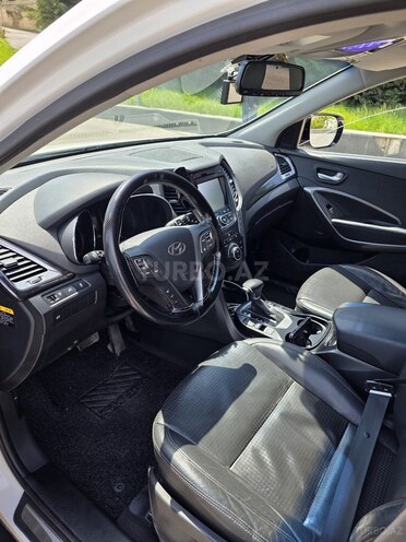 Hyundai Santa Fe-6