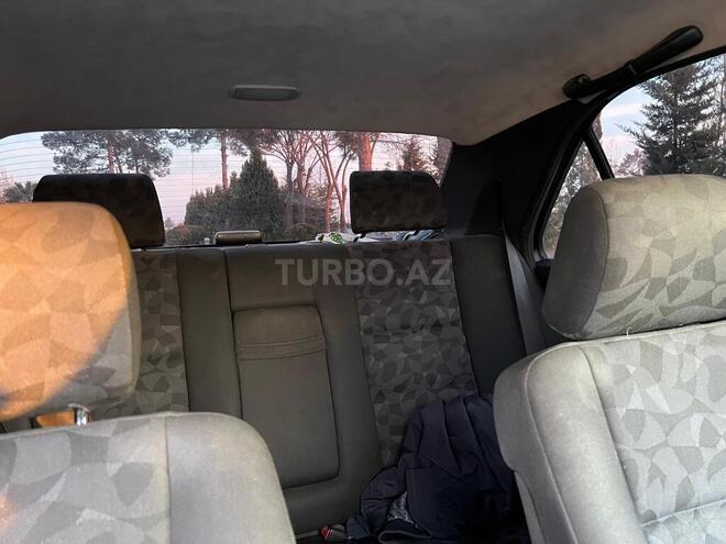 Mercedes C 180 2000, 324,715 km - 1.8 l - Yevlax