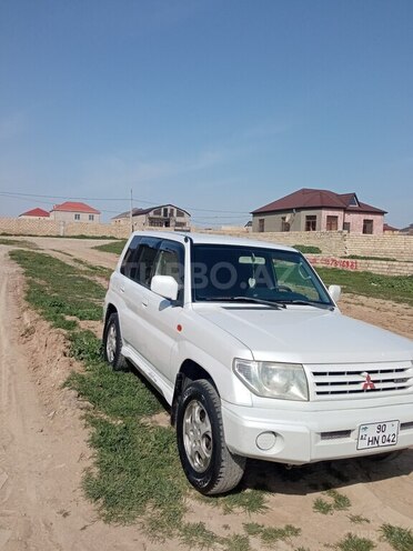 Mitsubishi Pajero io 1999, 250,000 km - 1.8 l - Bakı
