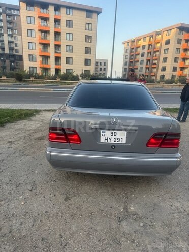 Mercedes E 230 1996, 417,000 km - 2.3 l - Sumqayıt